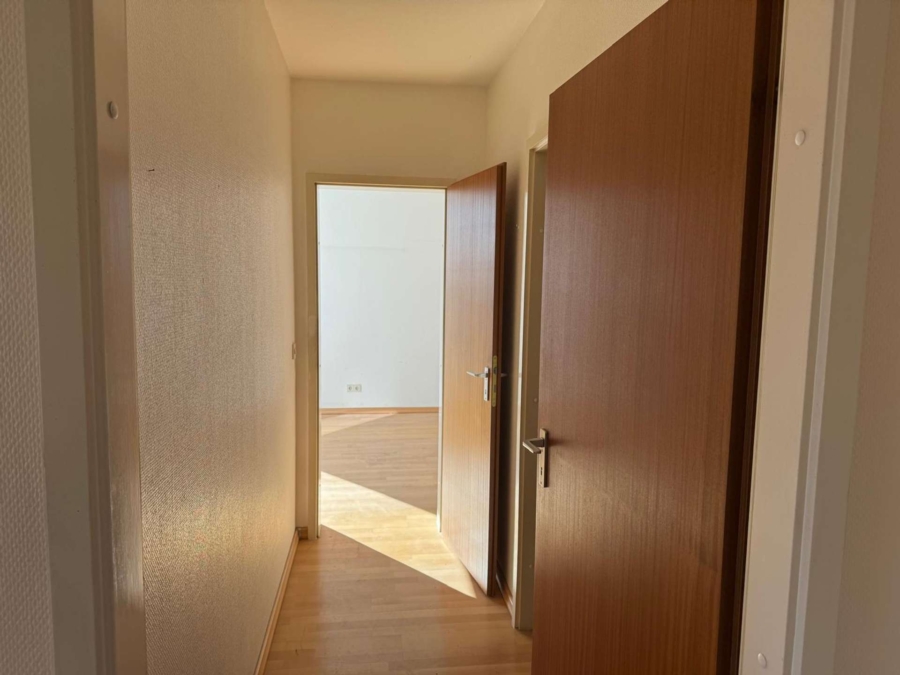 Zwischenflur zum Schlafzimmer und Bad
