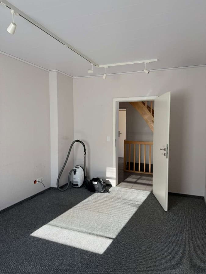 Raum mit Teppichboden