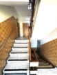 Treppenhaus - Kaufen , Sanieren, Einziehen! Sanierungsbedürftige 3-Zimmer-Wohnung mit Balkon!